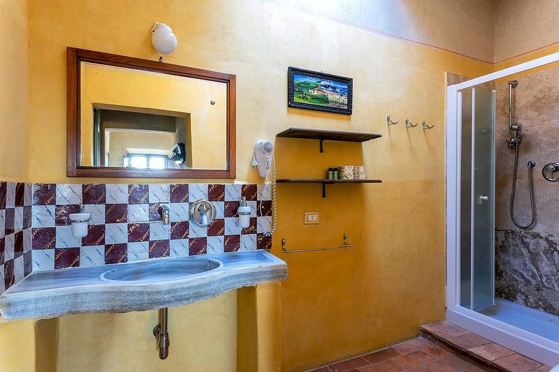 #<Apartment:0x00007f2e42a25018> view 14