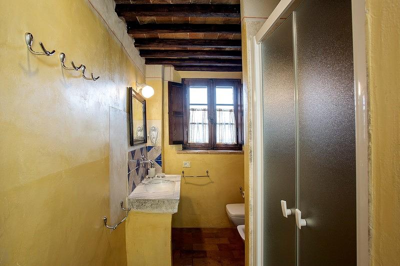 #<Apartment:0x00007f2e7caa5a08> view 9