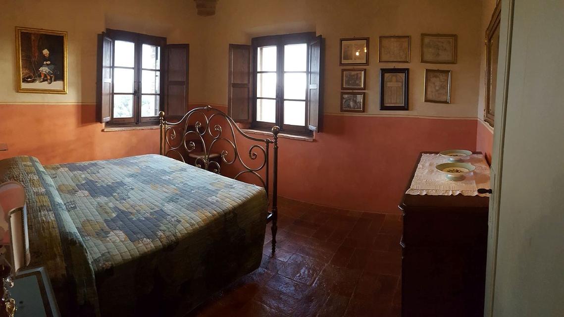 #<Apartment:0x00007f2e7caa2088> view 9