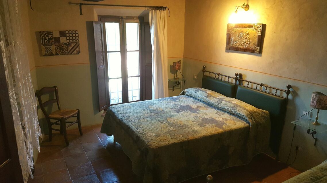 #<Apartment:0x00007ff792d992c0> view 15