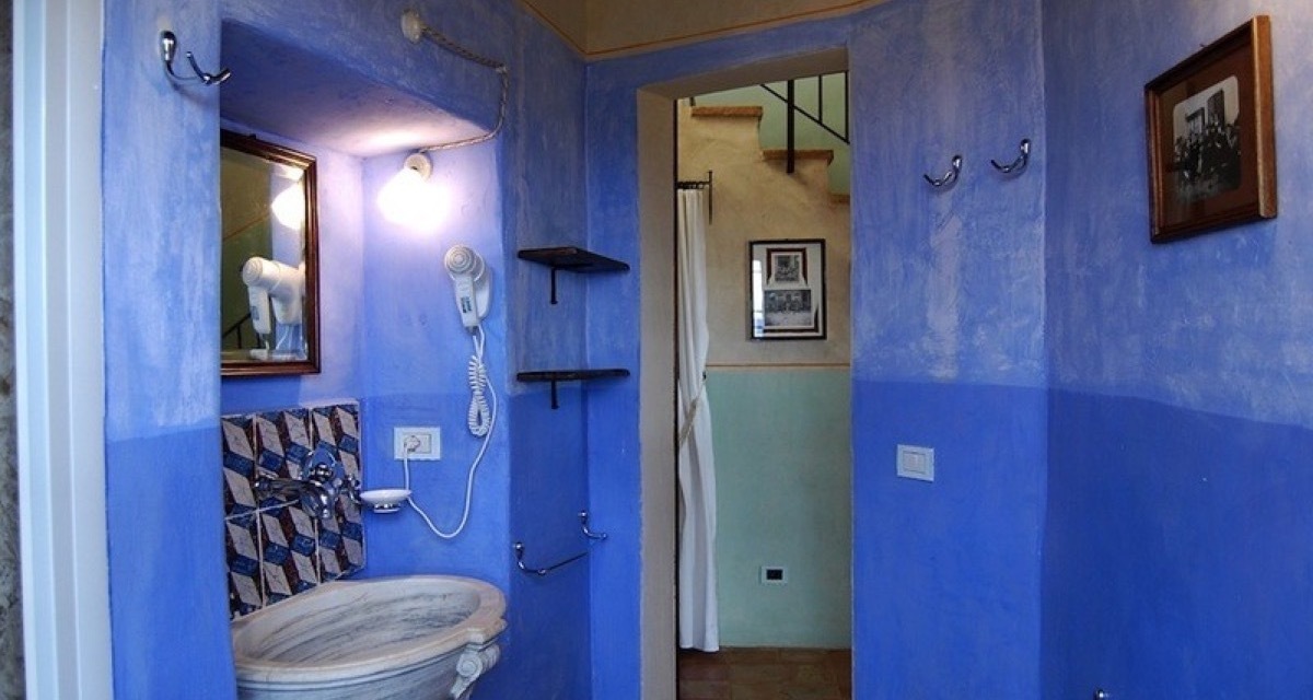 #<Apartment:0x00007ff792d992c0> view 18
